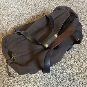 Filson Rugged Twill brown small duffle bag